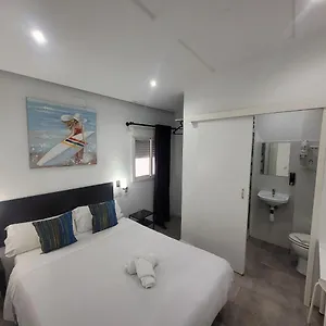 3* Pensjonat Ayz Frailes - Auto Check-in (adults Only)